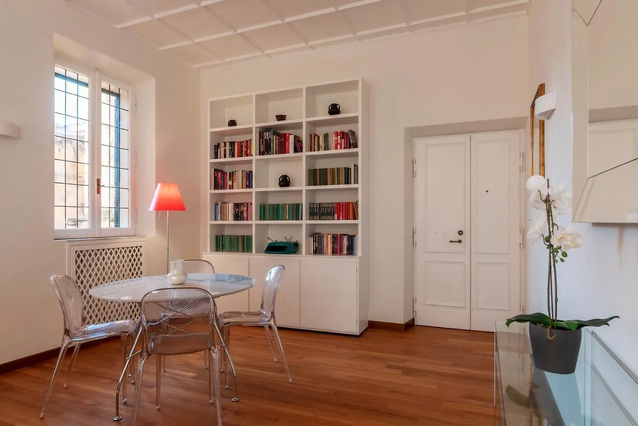 Trastevere Luxury Apartment With Terrace Rome Italy