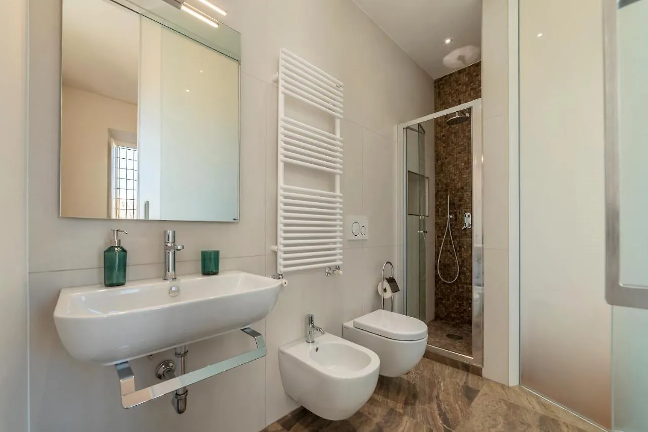 Trastevere Luxury Apartment With Terrace Rome Italy